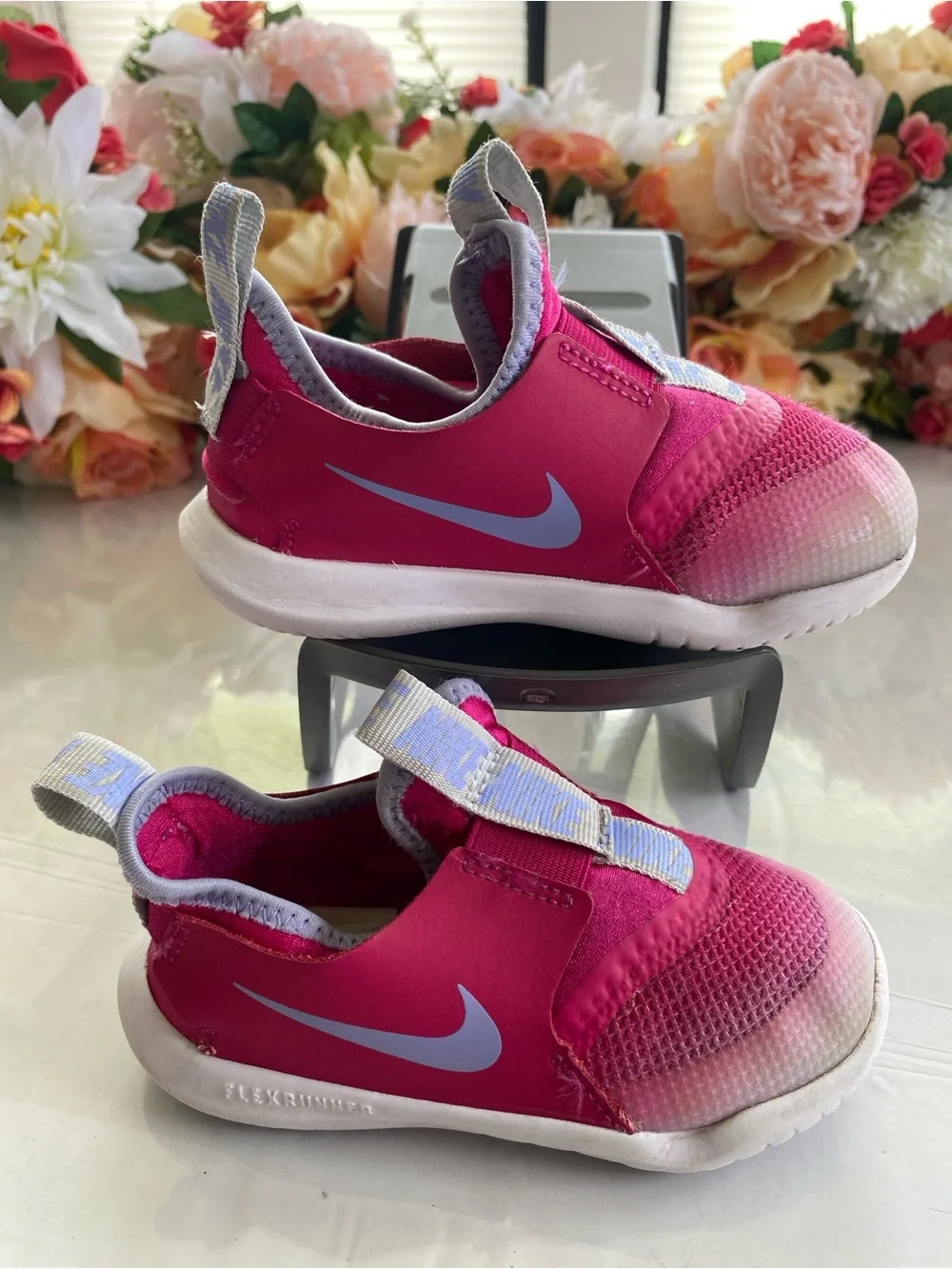 Nike Flex Runner AT4662-609 Pink Foam Metallic Silver Slip-On Toddler 8C